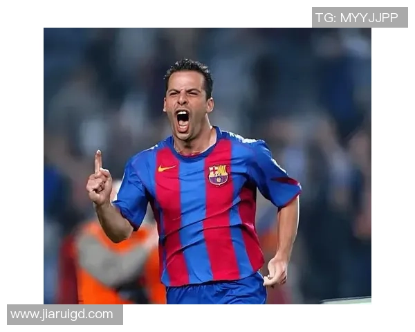 暴牙足球球星的传奇人生与球场风采揭示不为人知的成长故事